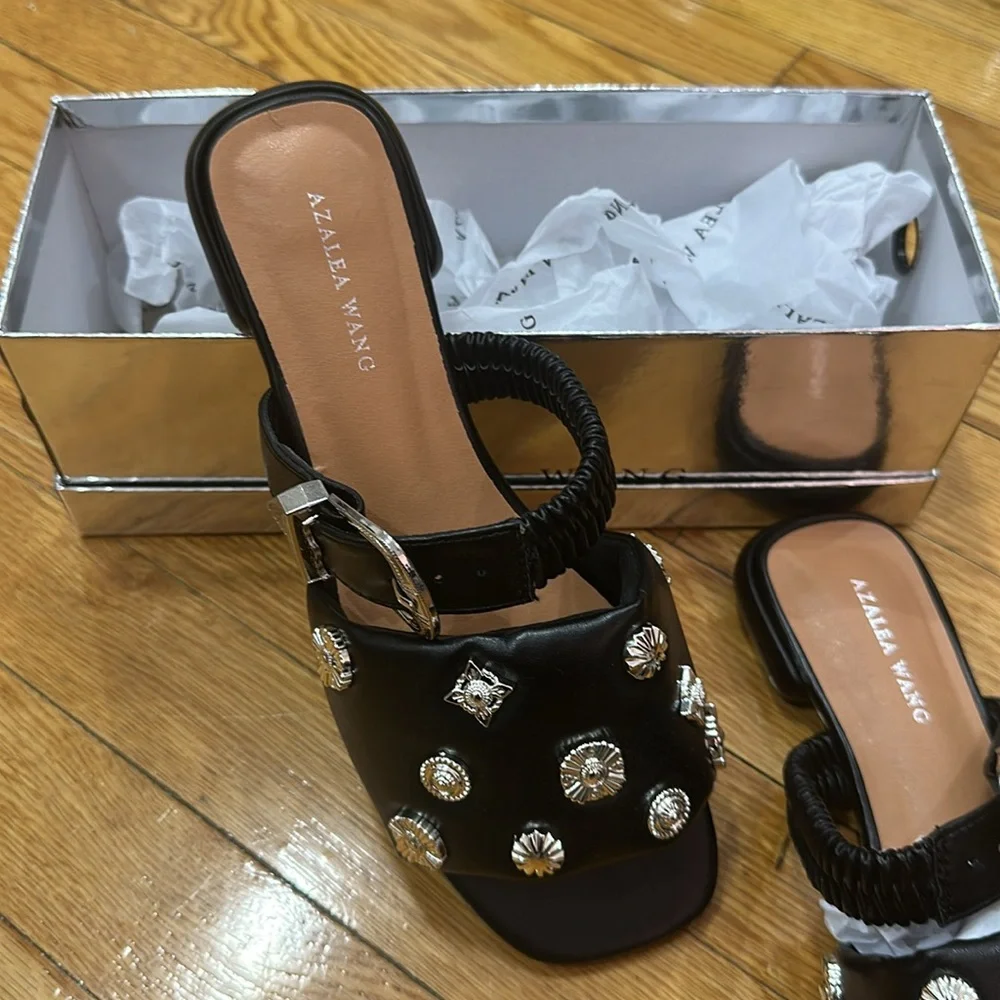 New Azaelea Wang studded sandals size 9 - Picture 3 of 4